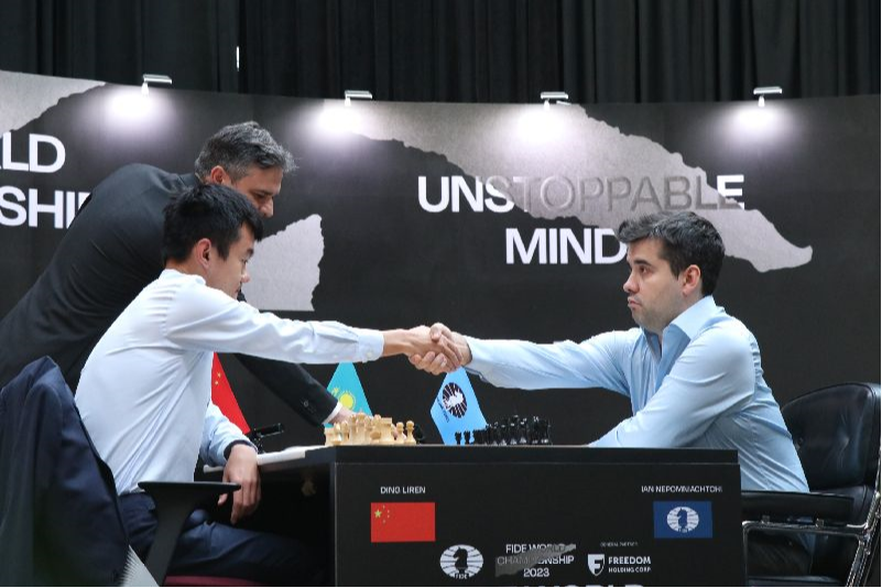 Ding Liren vence o Campeonato Mundial de Xadrez da FIDE 2023 