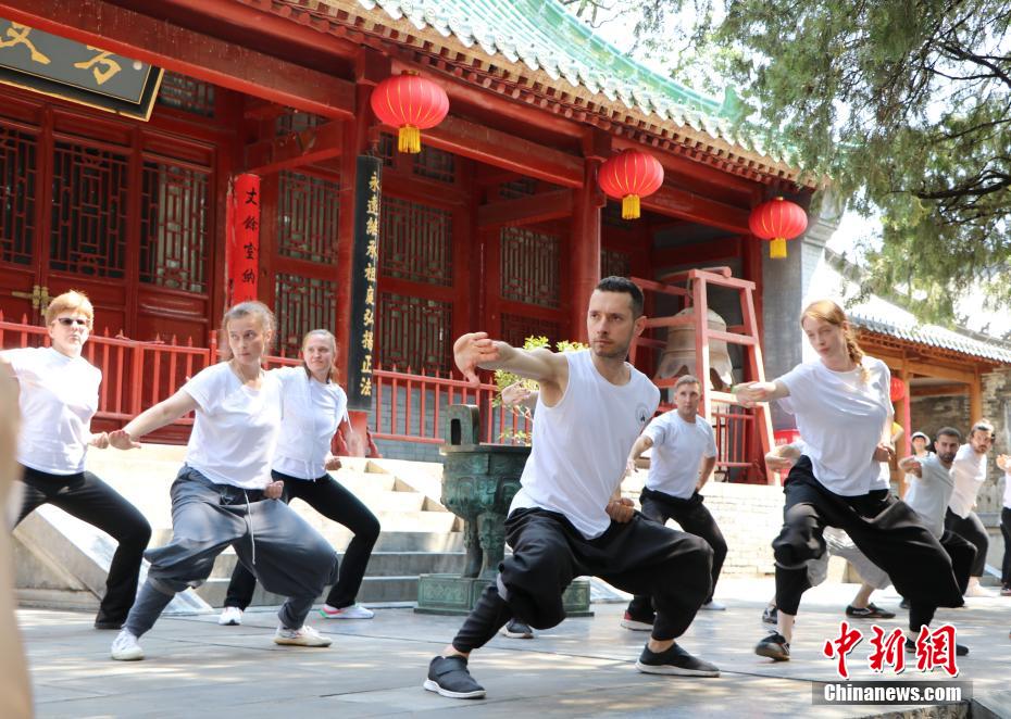 领略中国少林功夫的世界魅力