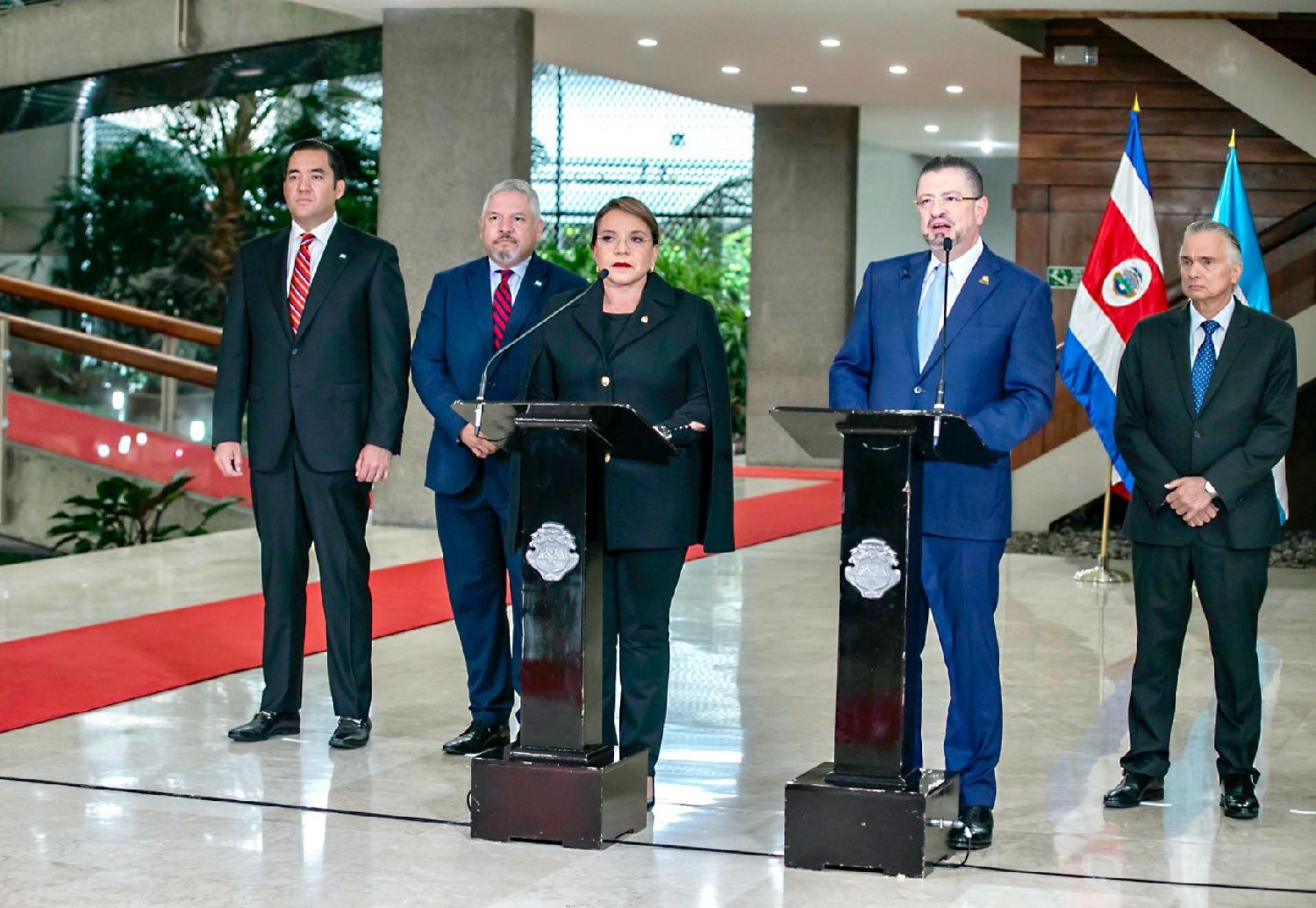 哥斯达黎加、洪都拉斯总统会晤讨论重启中美洲一体化体系